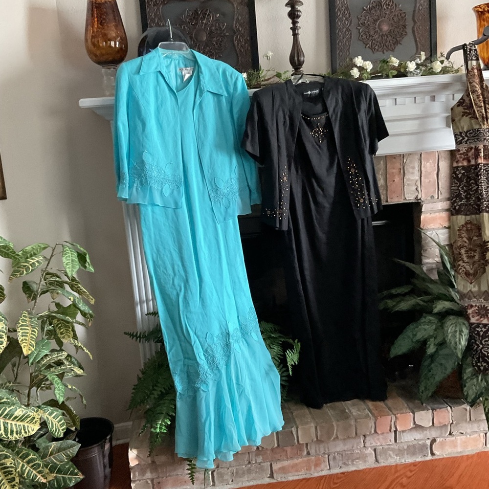 Blue Maxi Dress with 3/4 Flutter Sleeves and Crew Neck $25